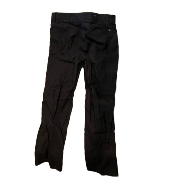 Dockers Straight Fit Black Flat Front Chinos Mens 32x30 - Picture 2 of 5